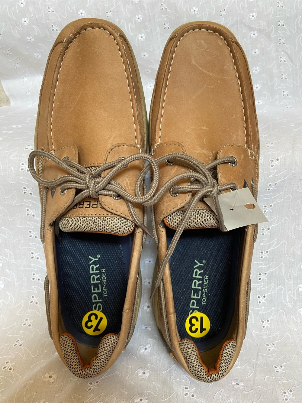 Sperry Men’s Tan Leather Lace-Up Boat Shoes with Navy Insole